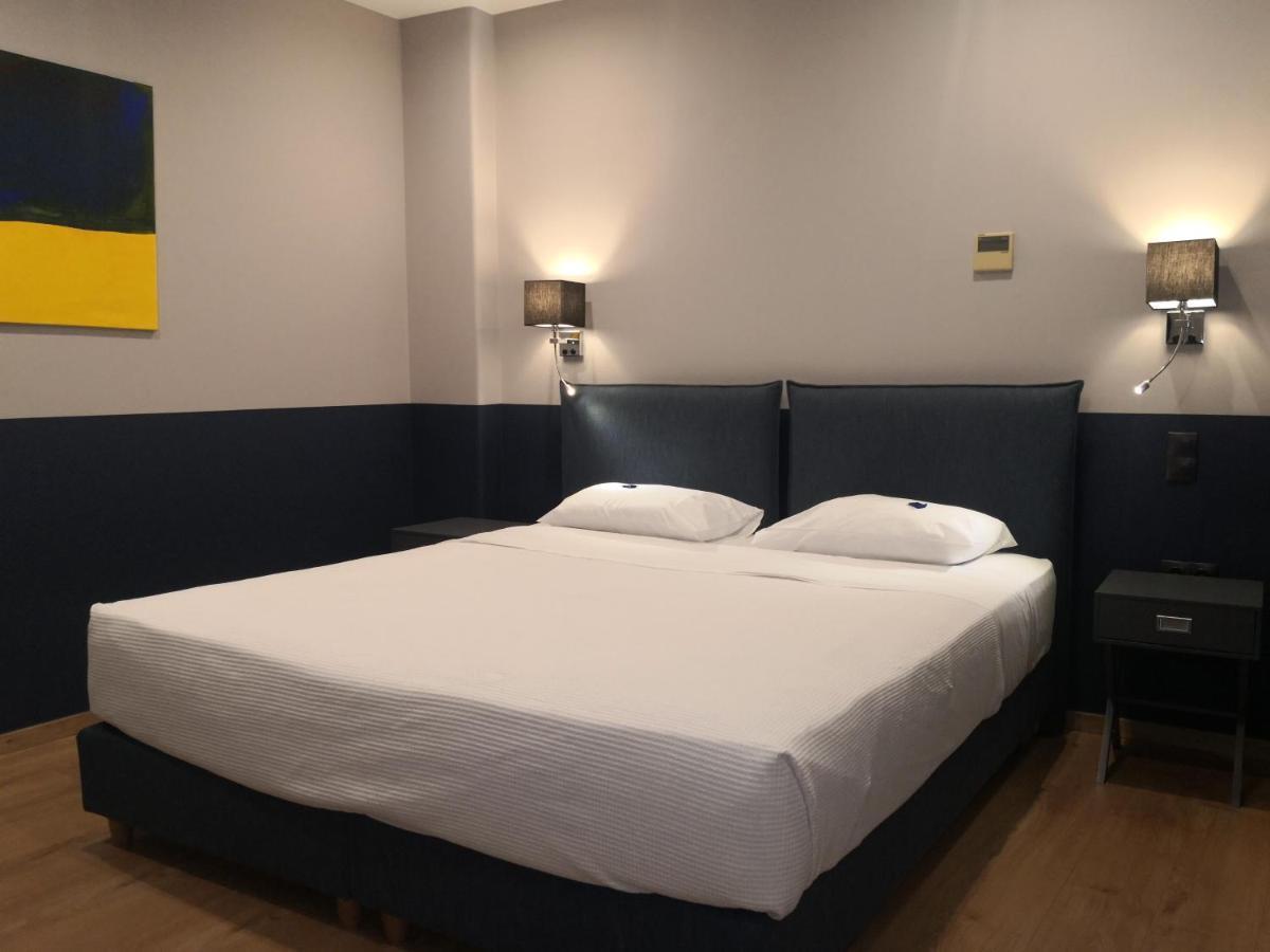 The Vault Athens Hotel Bagian luar foto