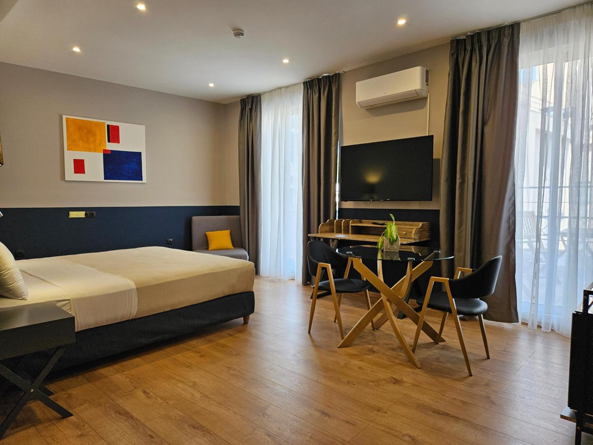 The Vault Athens Hotel Bagian luar foto