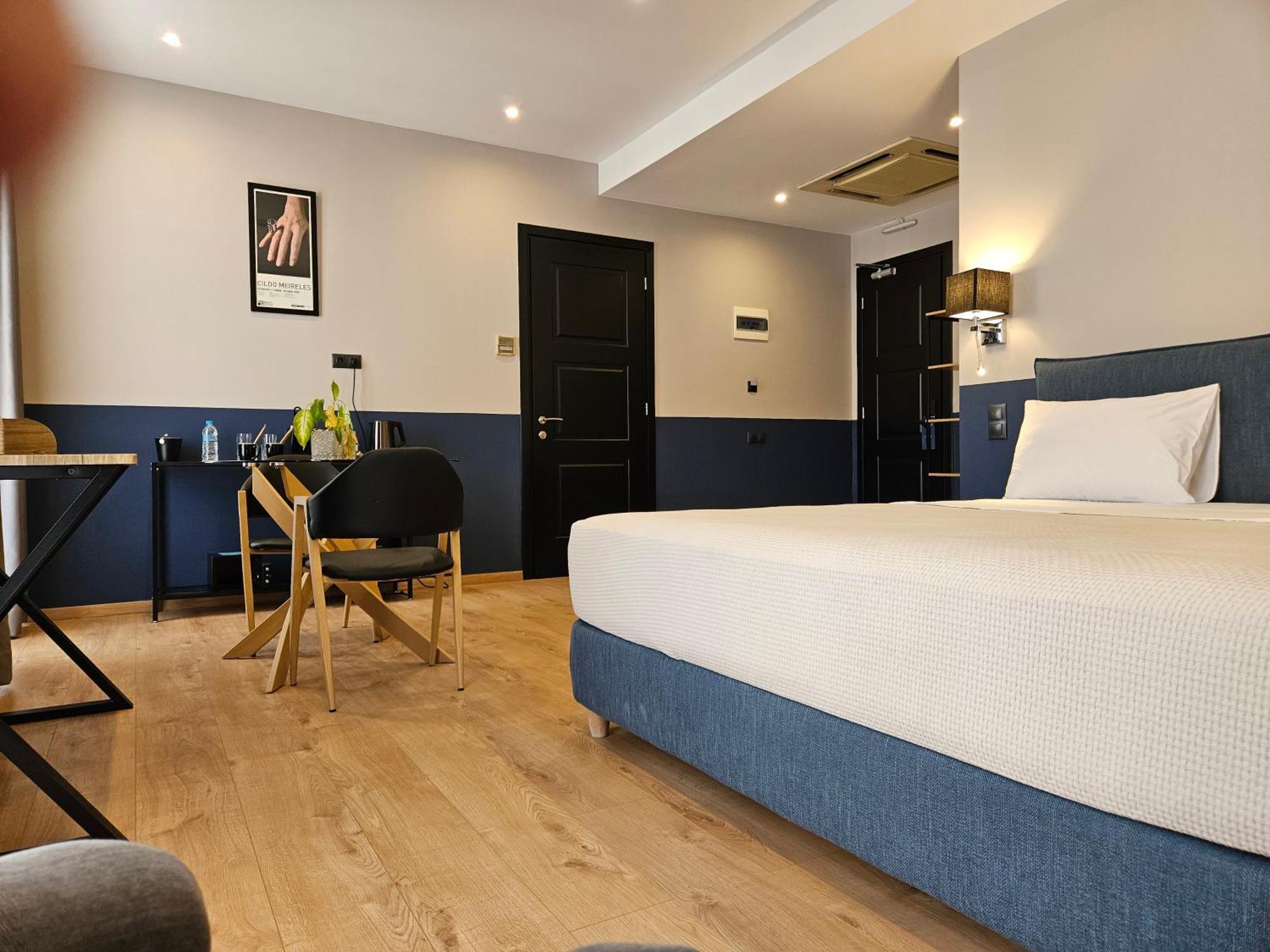 The Vault Athens Hotel Bagian luar foto