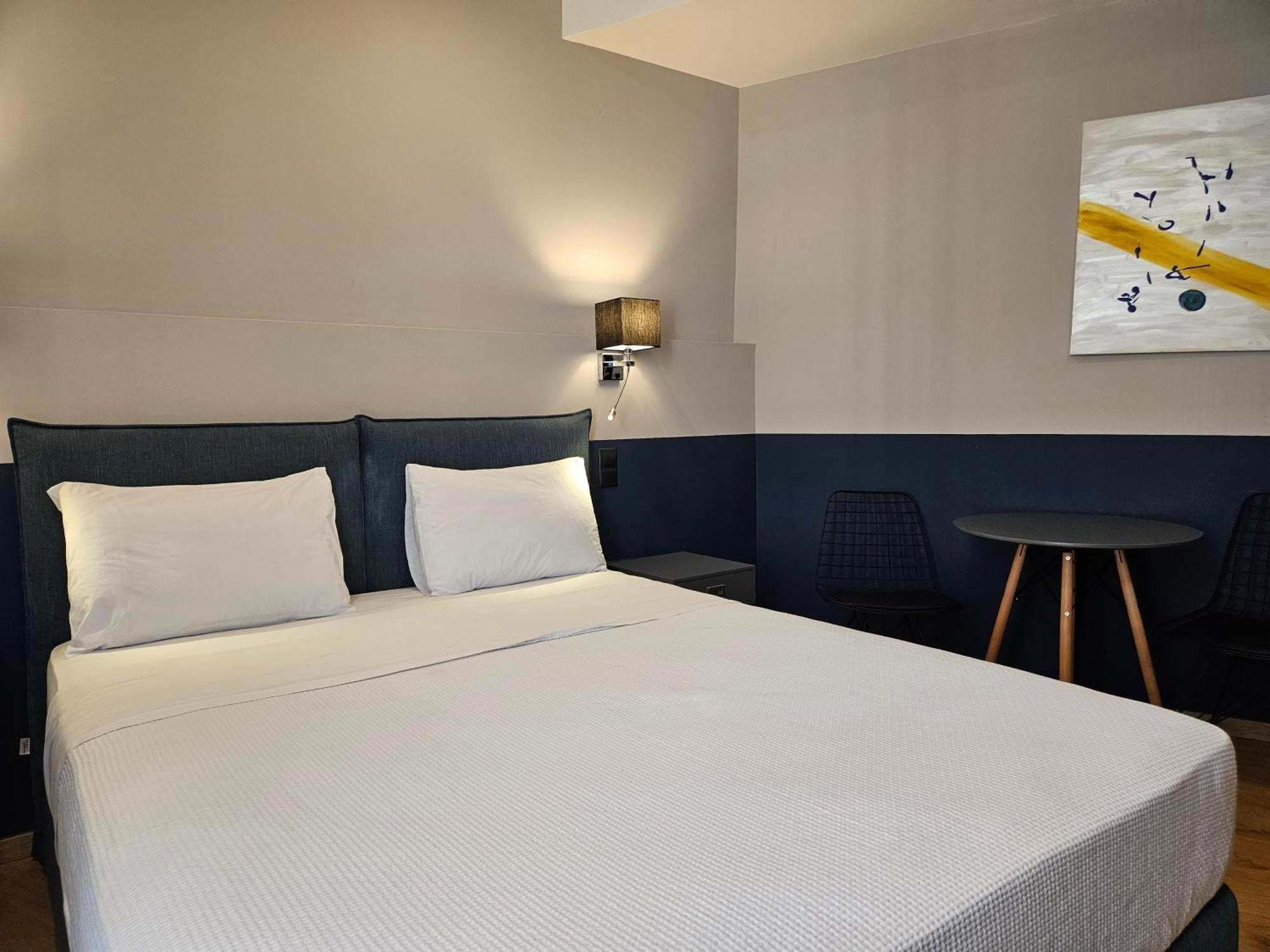 The Vault Athens Hotel Bagian luar foto