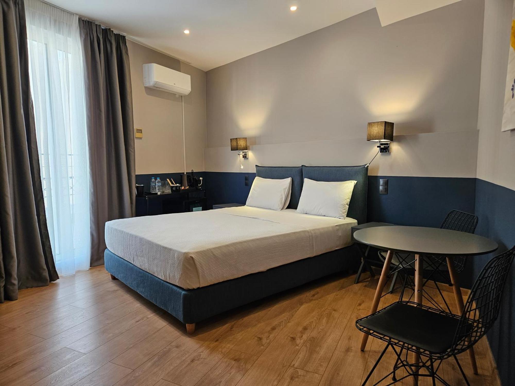 The Vault Athens Hotel Bagian luar foto